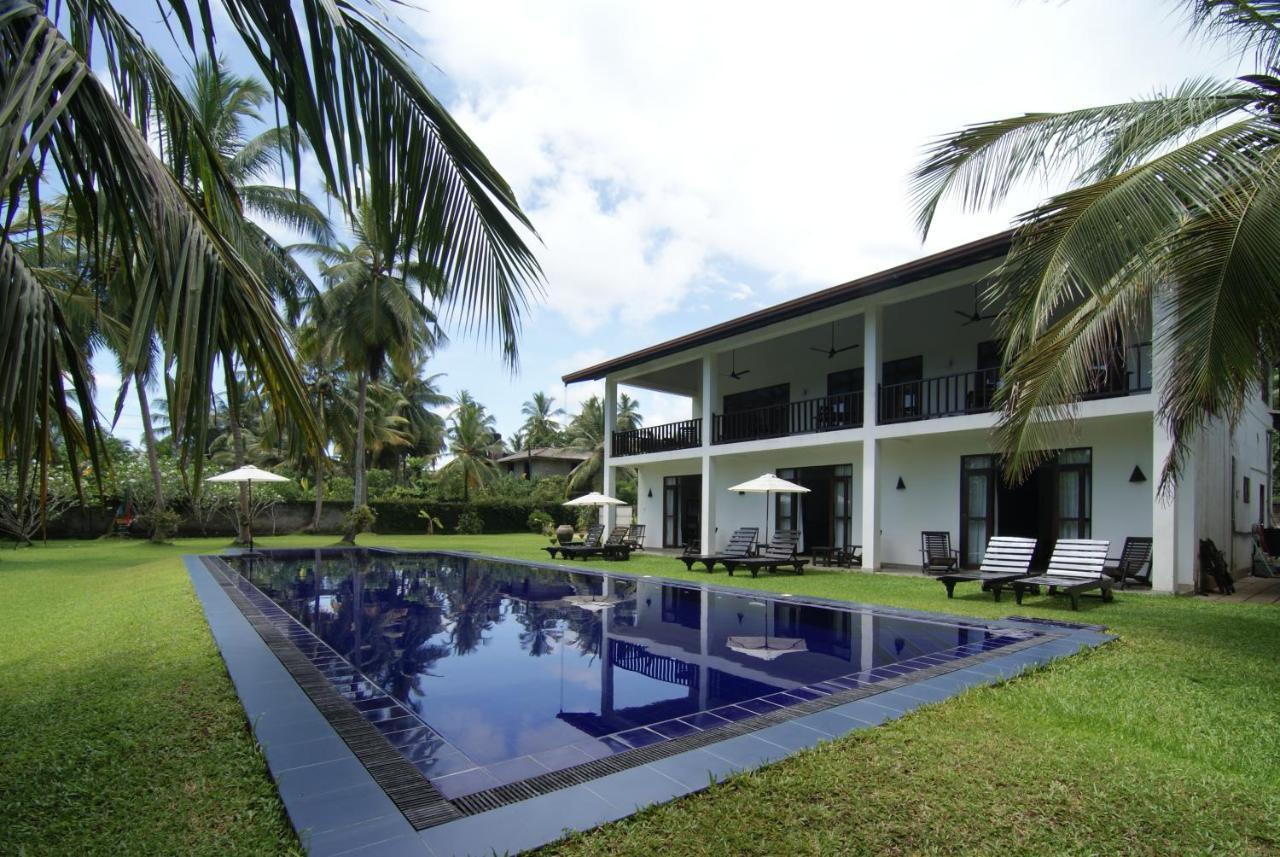Nil Menik Villa Bentota Exterior photo