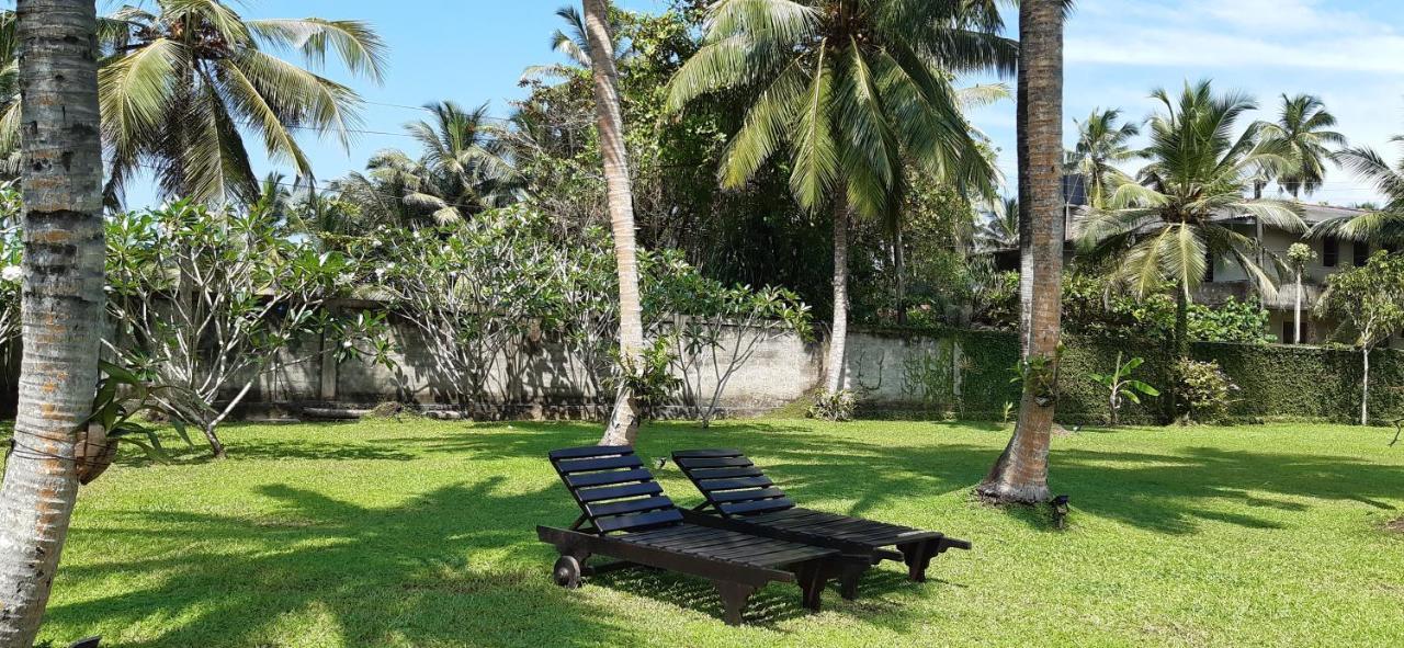 Nil Menik Villa Bentota Exterior photo