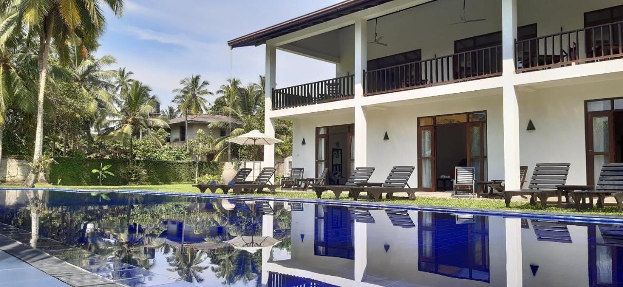 Nil Menik Villa Bentota Exterior photo